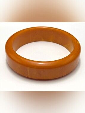 Vintage Butterscotch Bakelite Bangle Bracelet